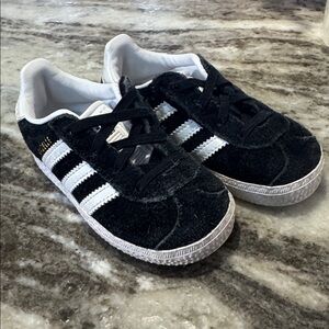 Adidas Gazelle Toddler Size 7